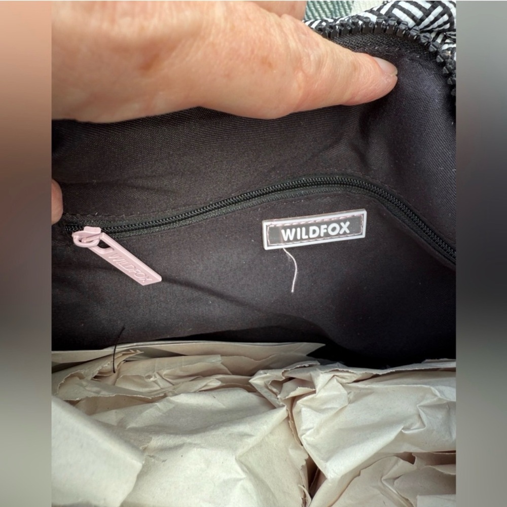 Wildfox Black Shoulder/crossbody Bag with Patterned Straps - Picture 4 of 8